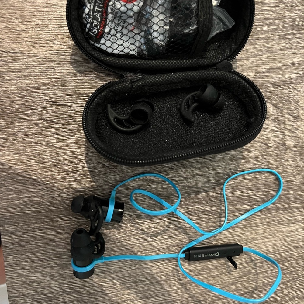 Wireless headphones